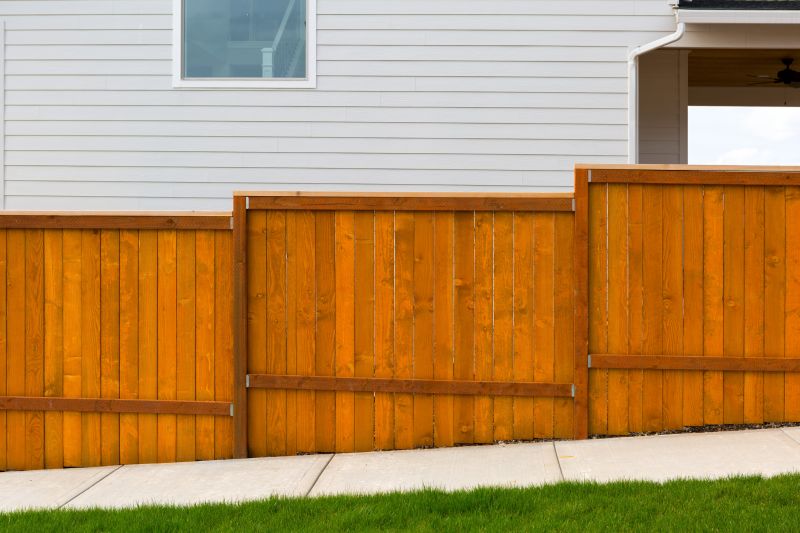 Fence Sealing in Kansas City, KS